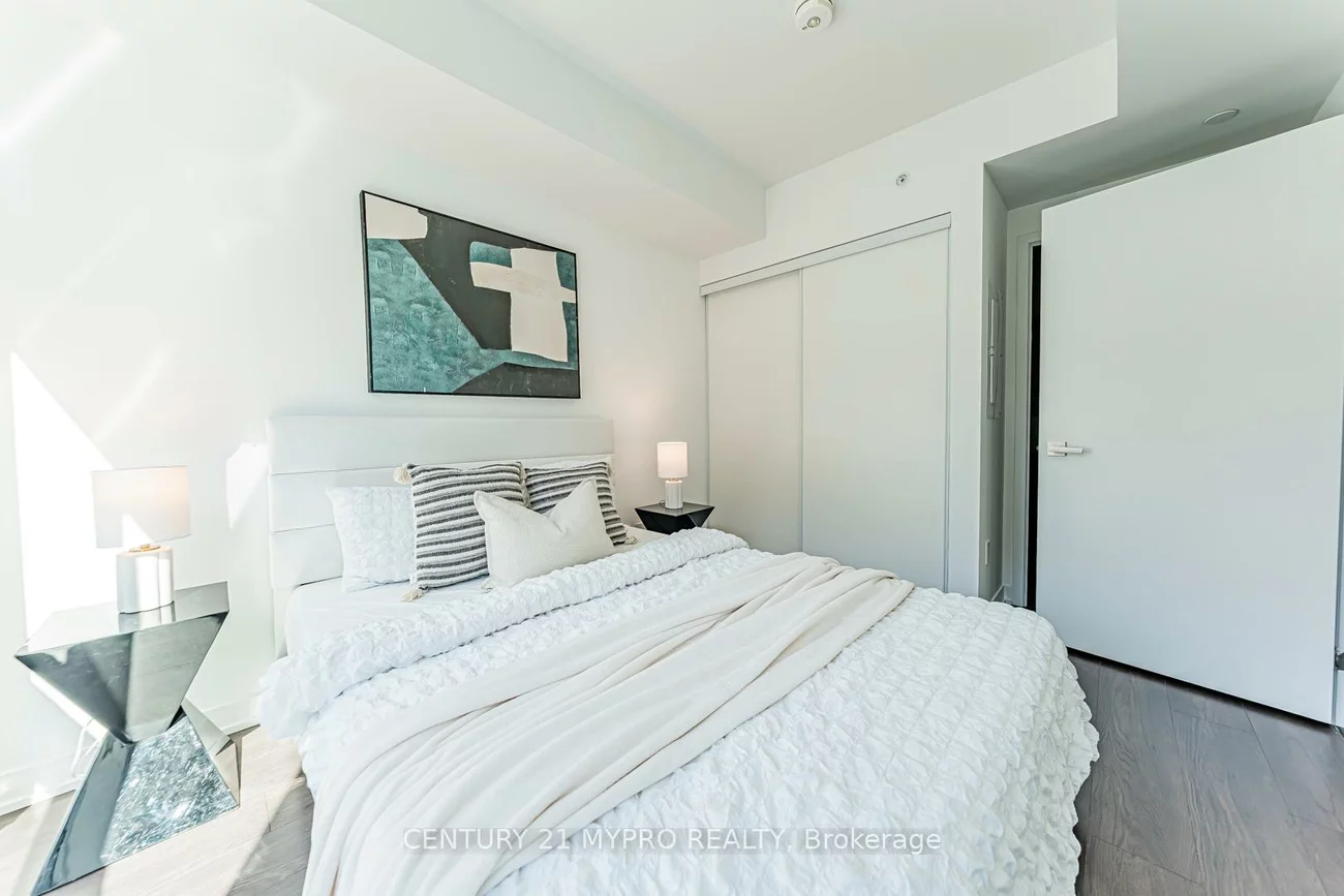 31, Tippett, Clanton Park, Toronto