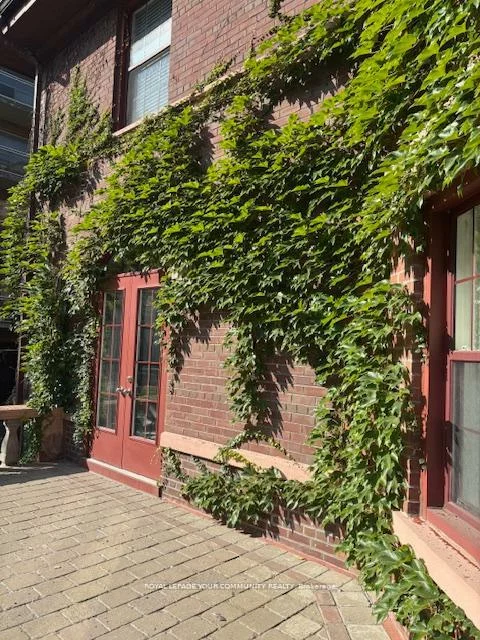 212, St George, Annex, Toronto