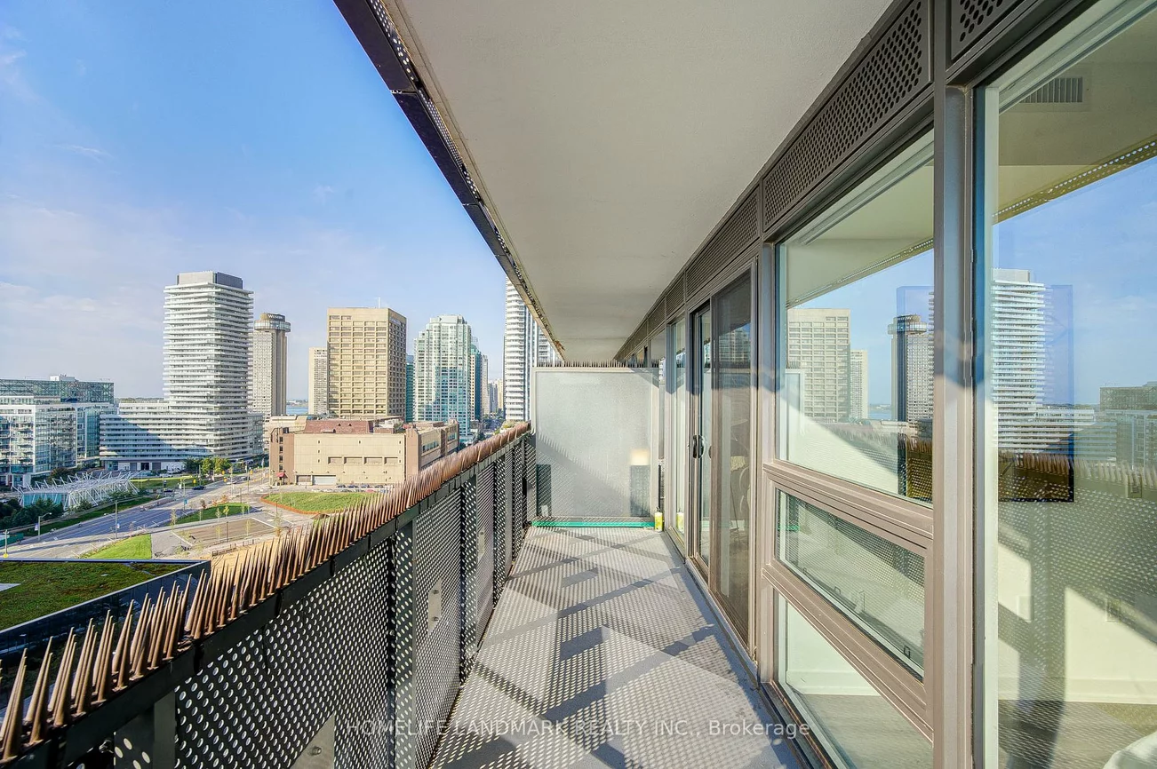 138, Downes, Waterfront Communities C8, Toronto