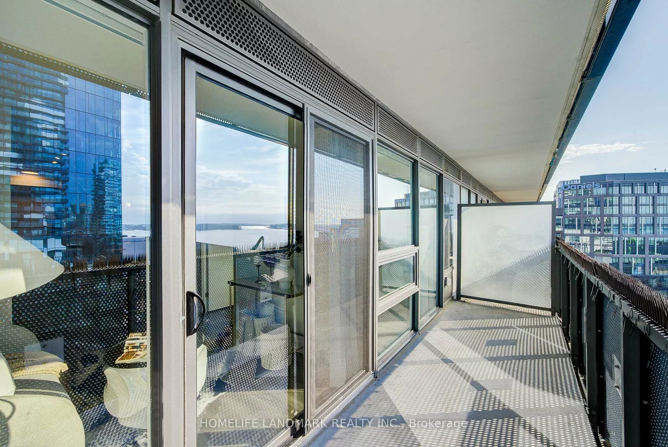 138, Downes, Waterfront Communities C8, Toronto