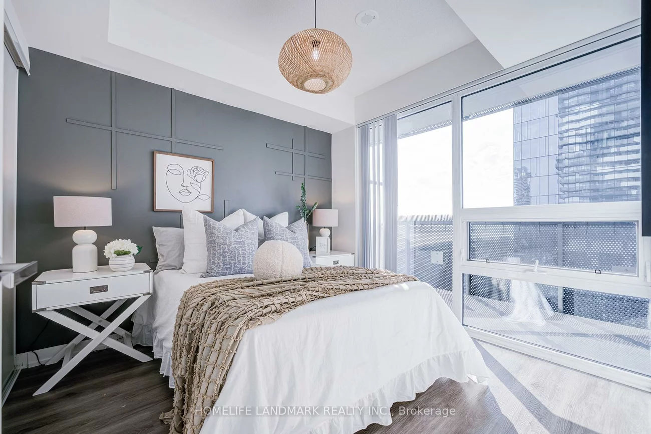 138, Downes, Waterfront Communities C8, Toronto