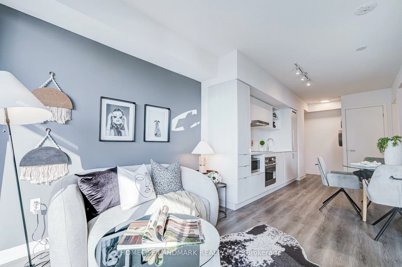 138, Downes, Waterfront Communities C8, Toronto
