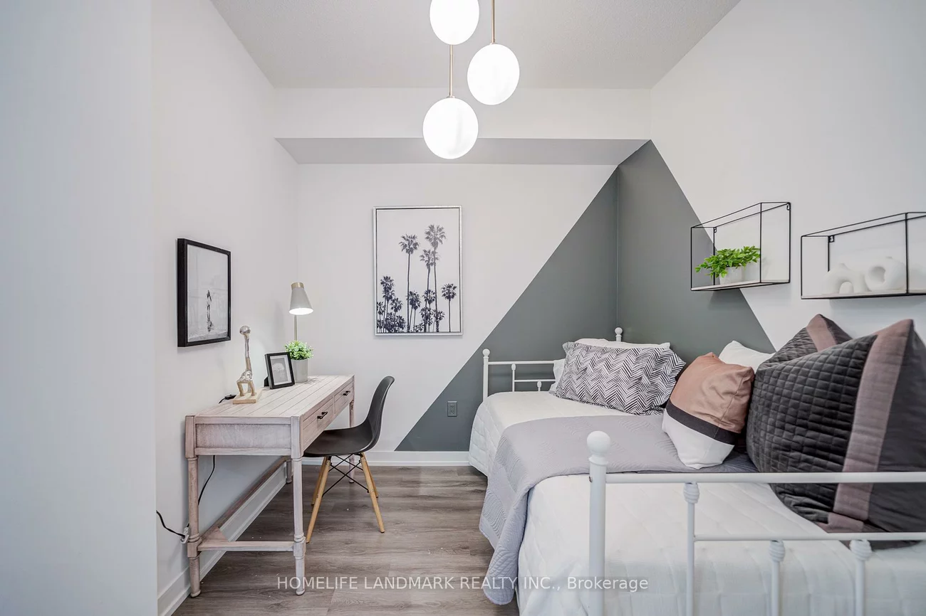 138, Downes, Waterfront Communities C8, Toronto