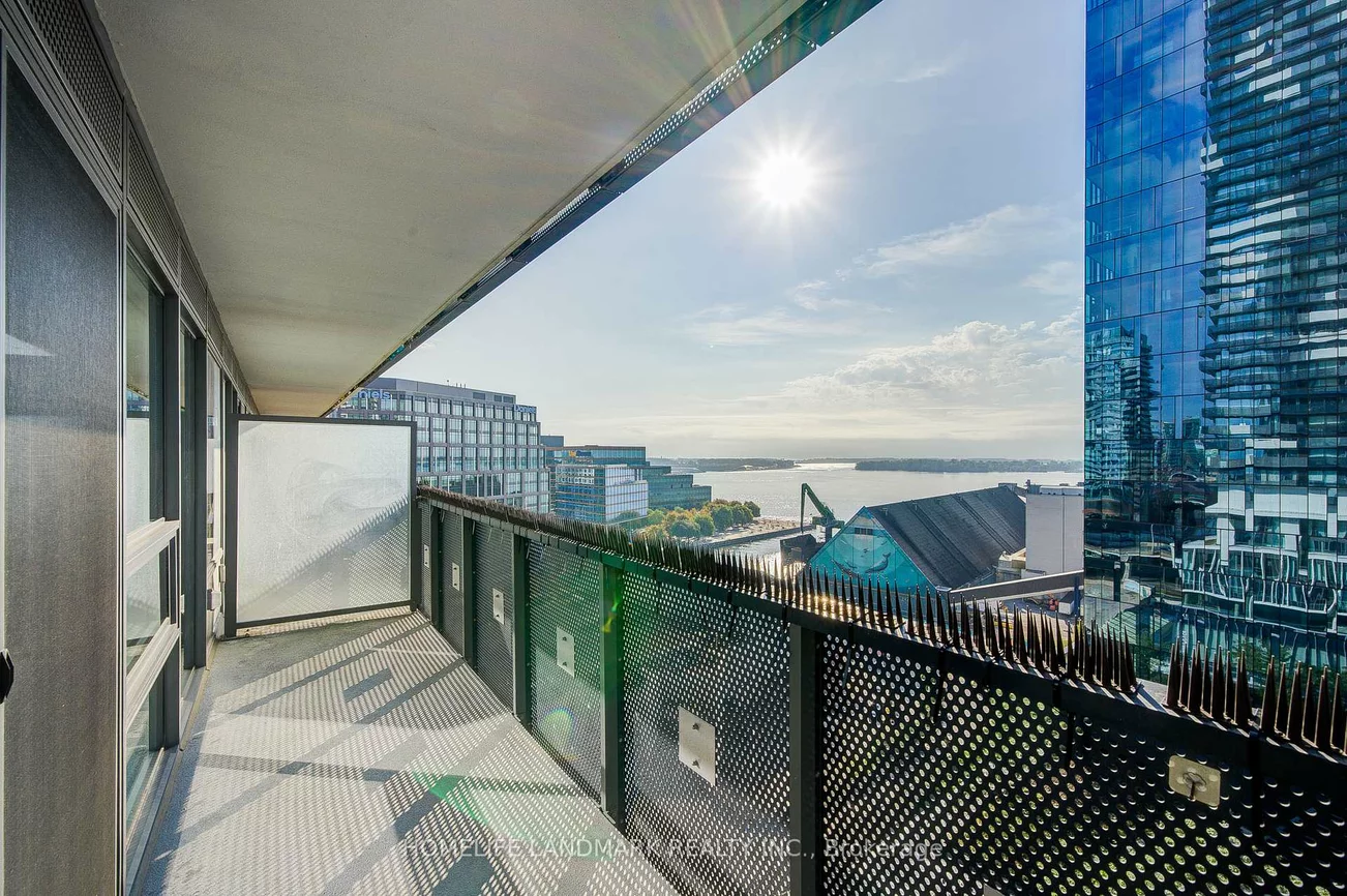 138, Downes, Waterfront Communities C8, Toronto