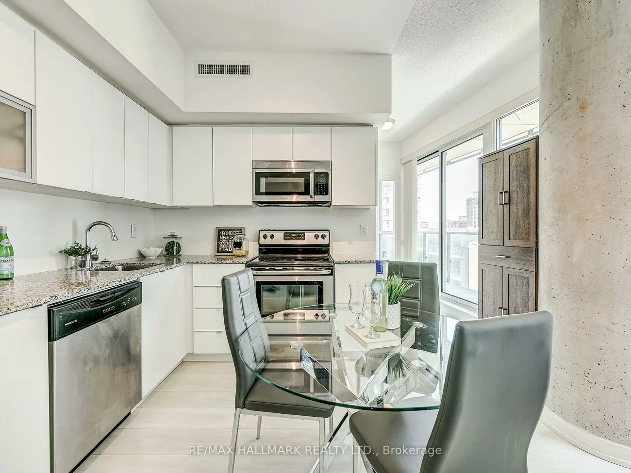 150, East Liberty, Niagara, Toronto