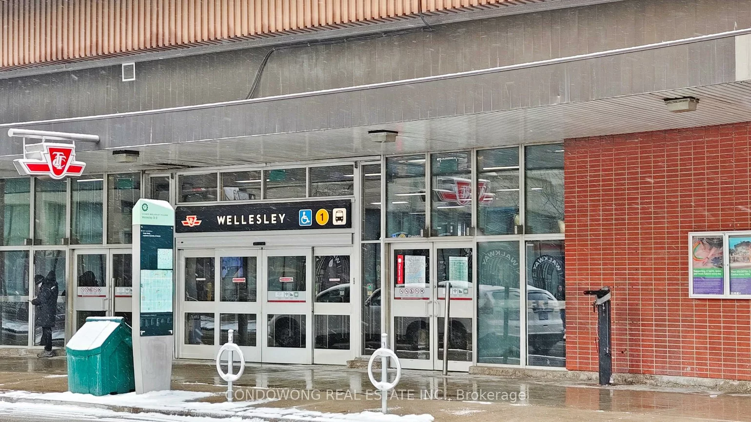 28, Wellesley, Church-Yonge Corridor, Toronto
