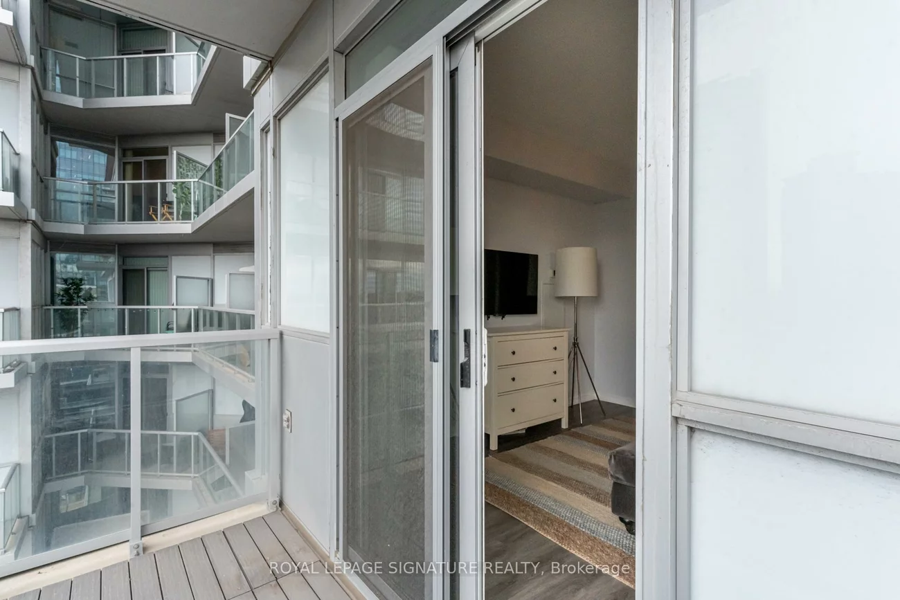 352, Front, Waterfront Communities C1, Toronto