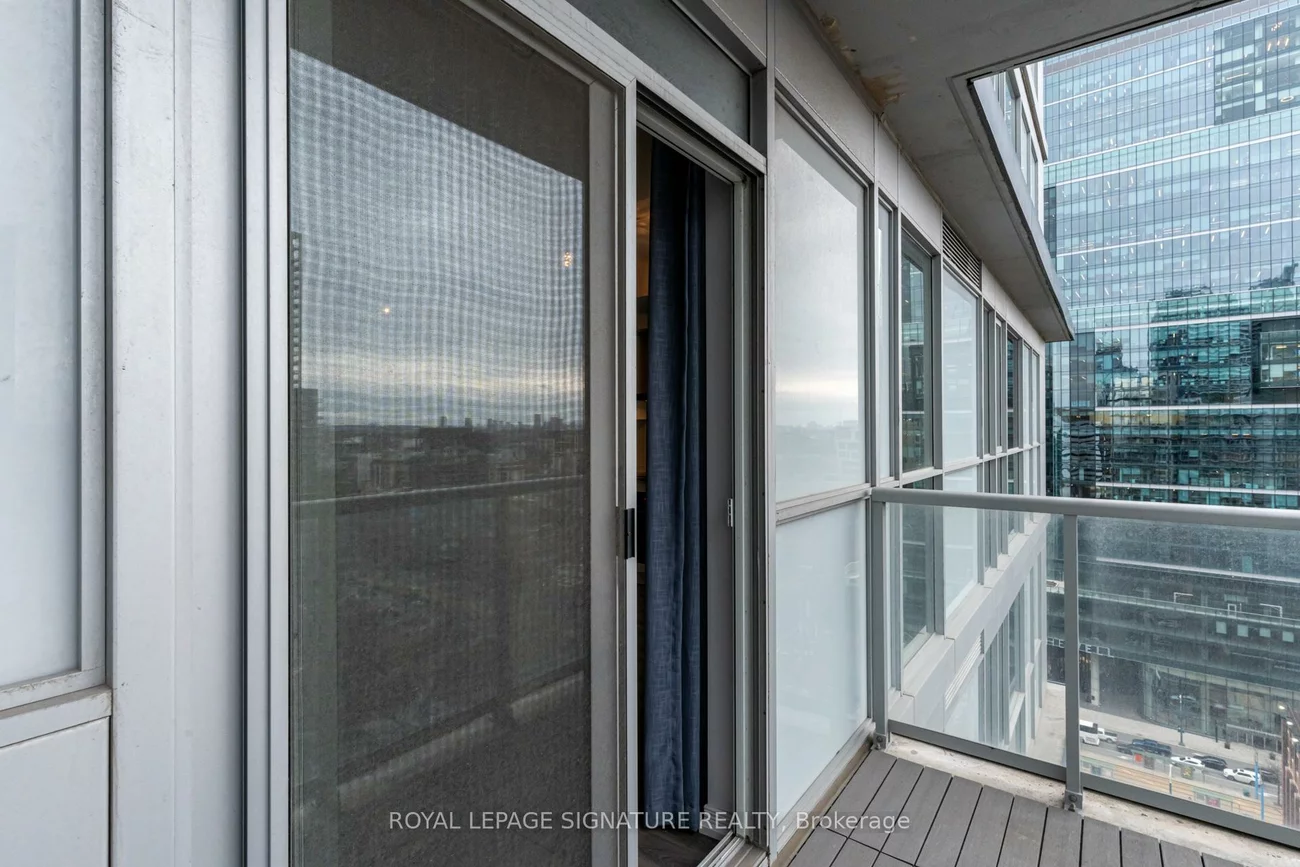 352, Front, Waterfront Communities C1, Toronto