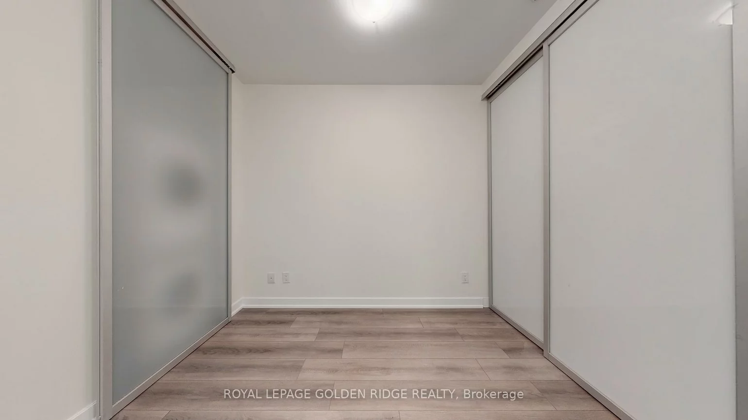 377, Madison, Casa Loma, Toronto