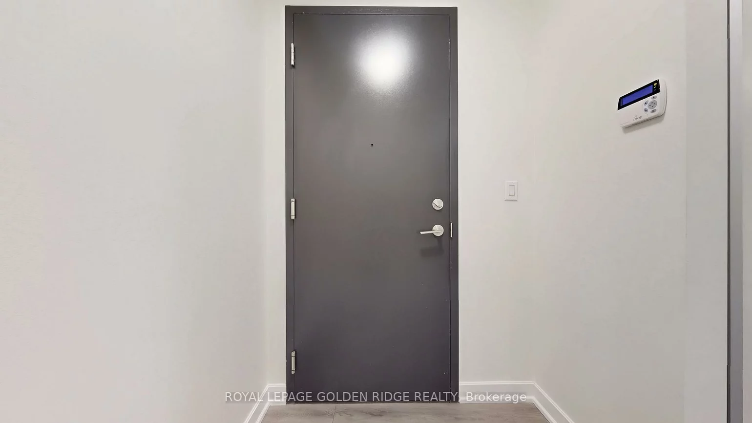 377, Madison, Casa Loma, Toronto