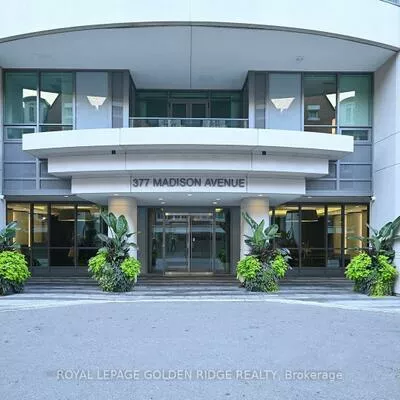 377, Madison, Casa Loma, Toronto