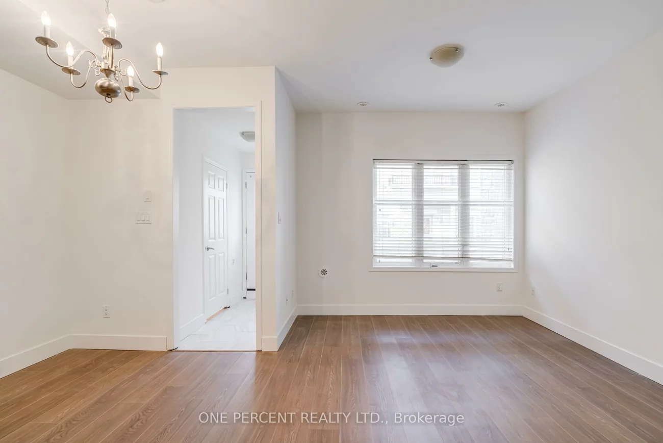 25, Coneflower, Westminster-Branson, Toronto