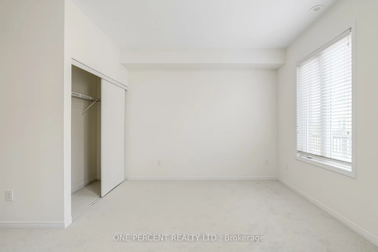 25, Coneflower, Westminster-Branson, Toronto