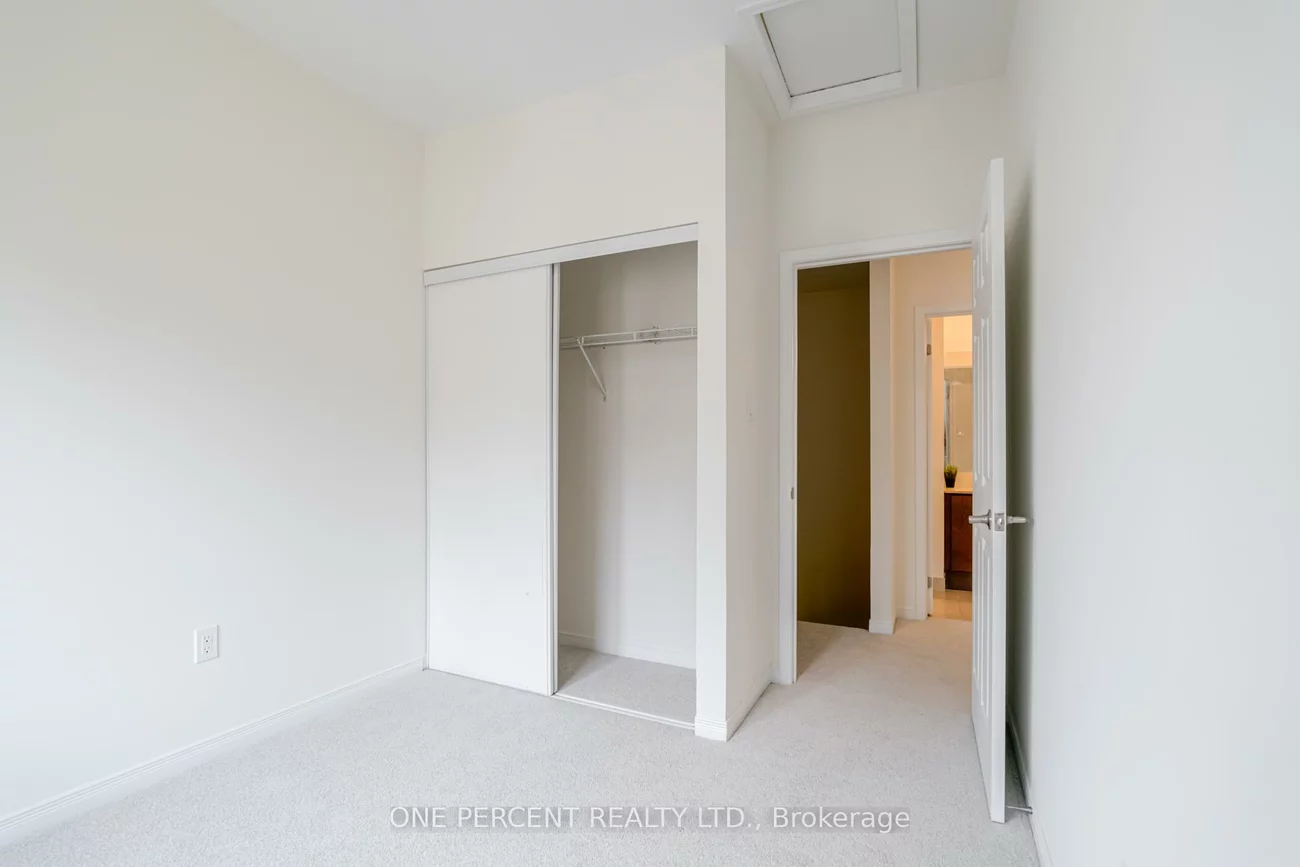 25, Coneflower, Westminster-Branson, Toronto