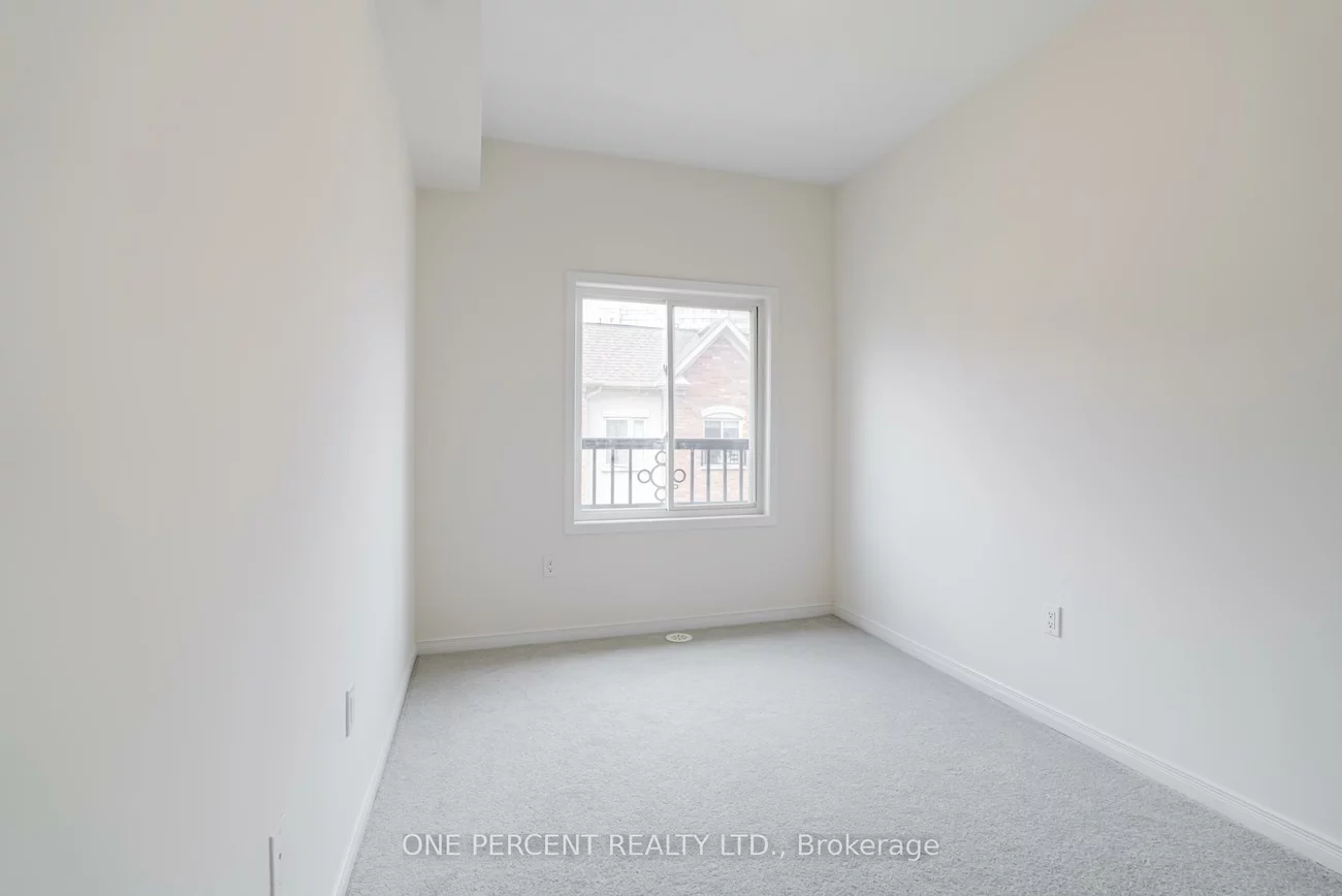 25, Coneflower, Westminster-Branson, Toronto