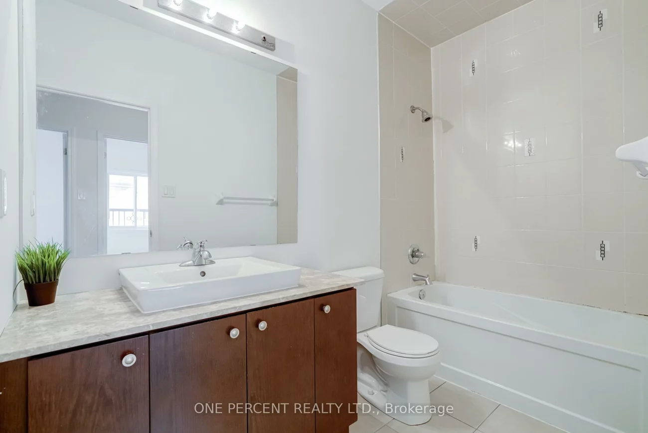 25, Coneflower, Westminster-Branson, Toronto