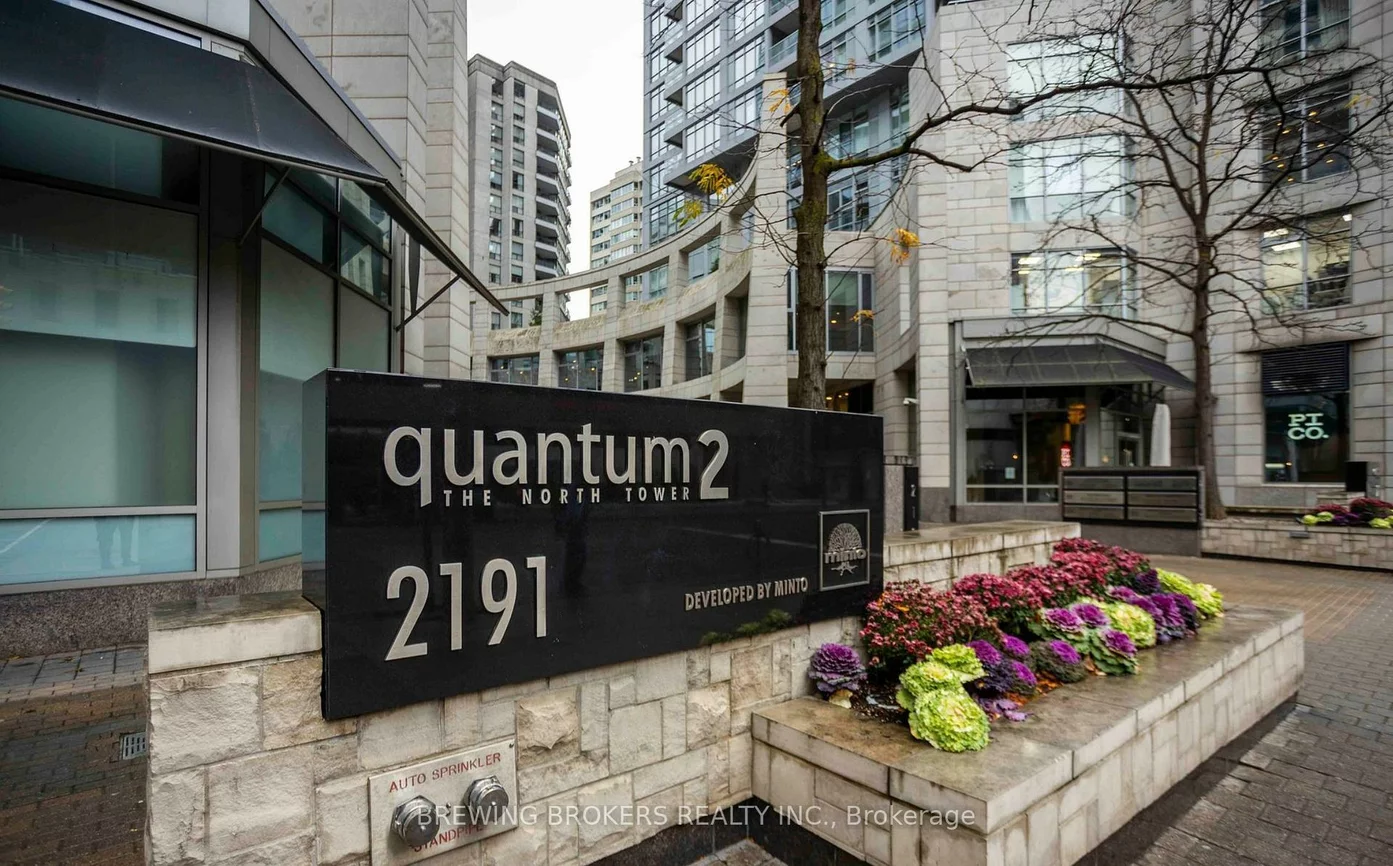 2191, Yonge, Mount Pleasant West, Toronto