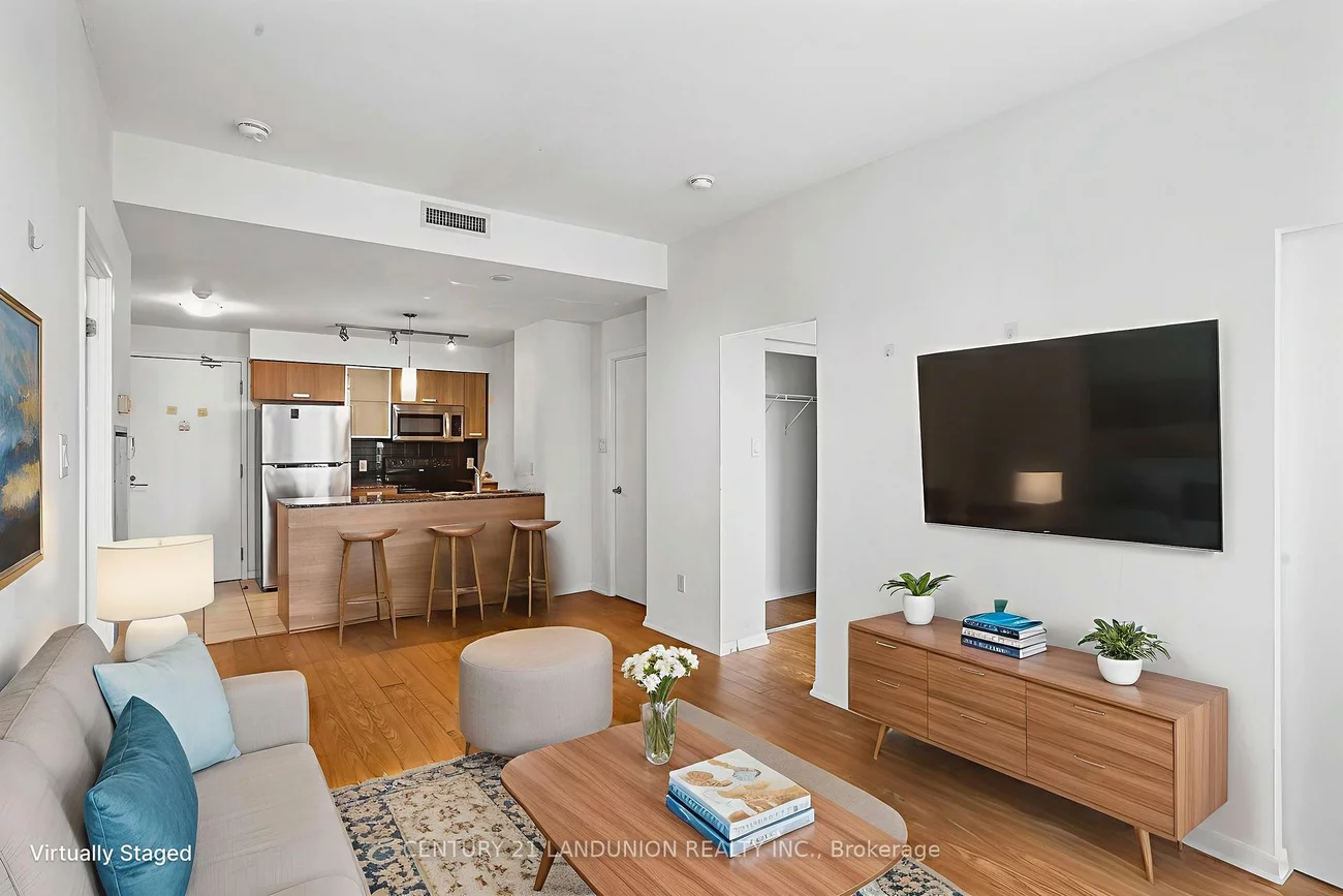 38, Grenville, Bay Street Corridor, Toronto