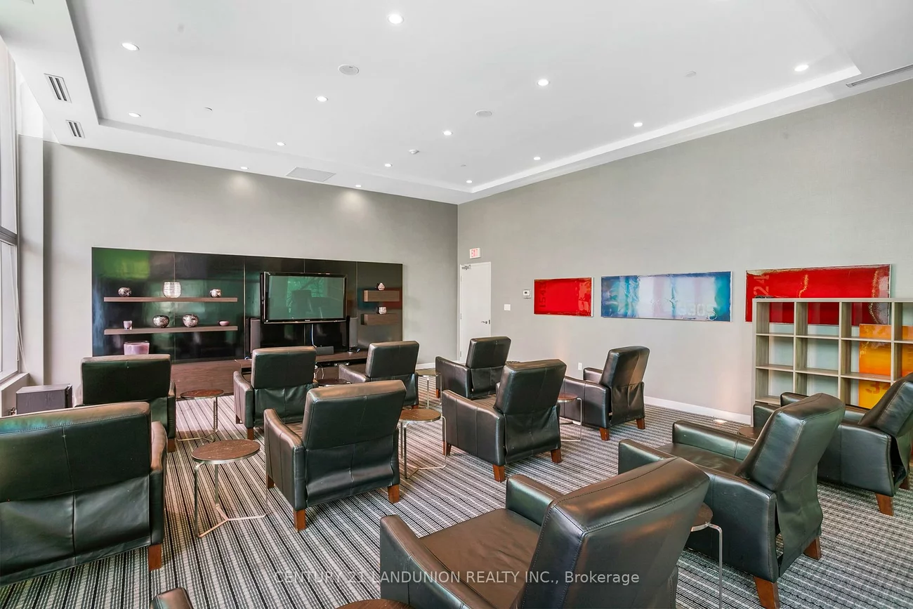 38, Grenville, Bay Street Corridor, Toronto