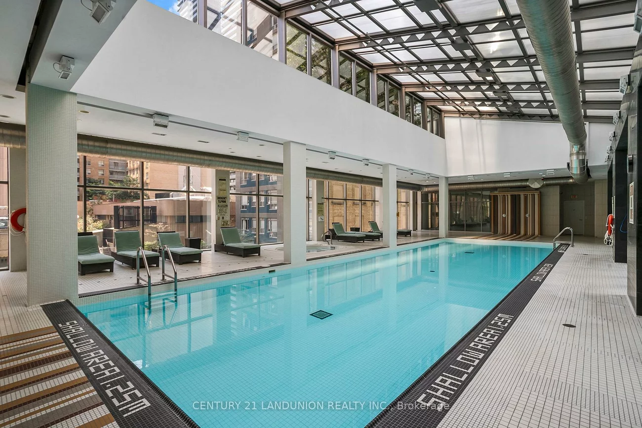 38, Grenville, Bay Street Corridor, Toronto