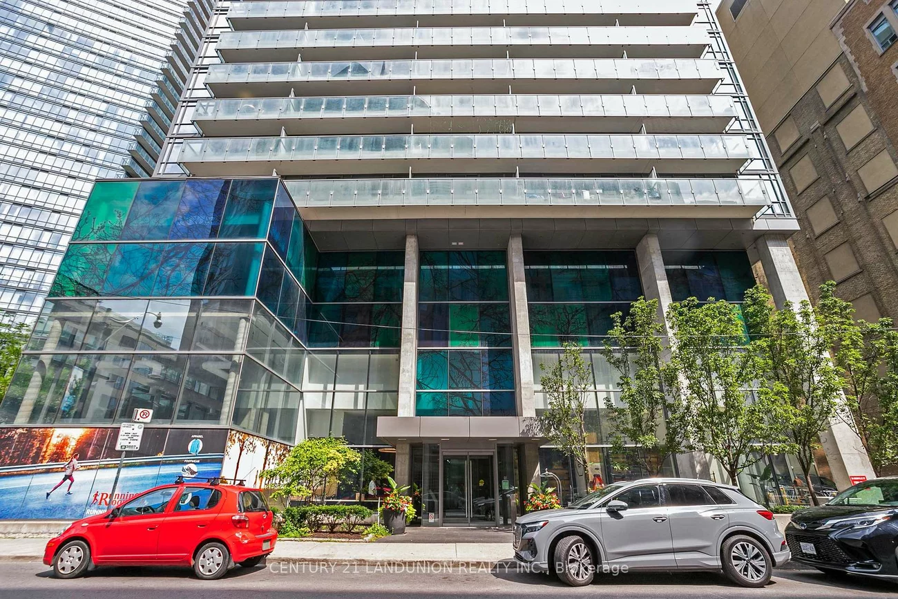 38, Grenville, Bay Street Corridor, Toronto