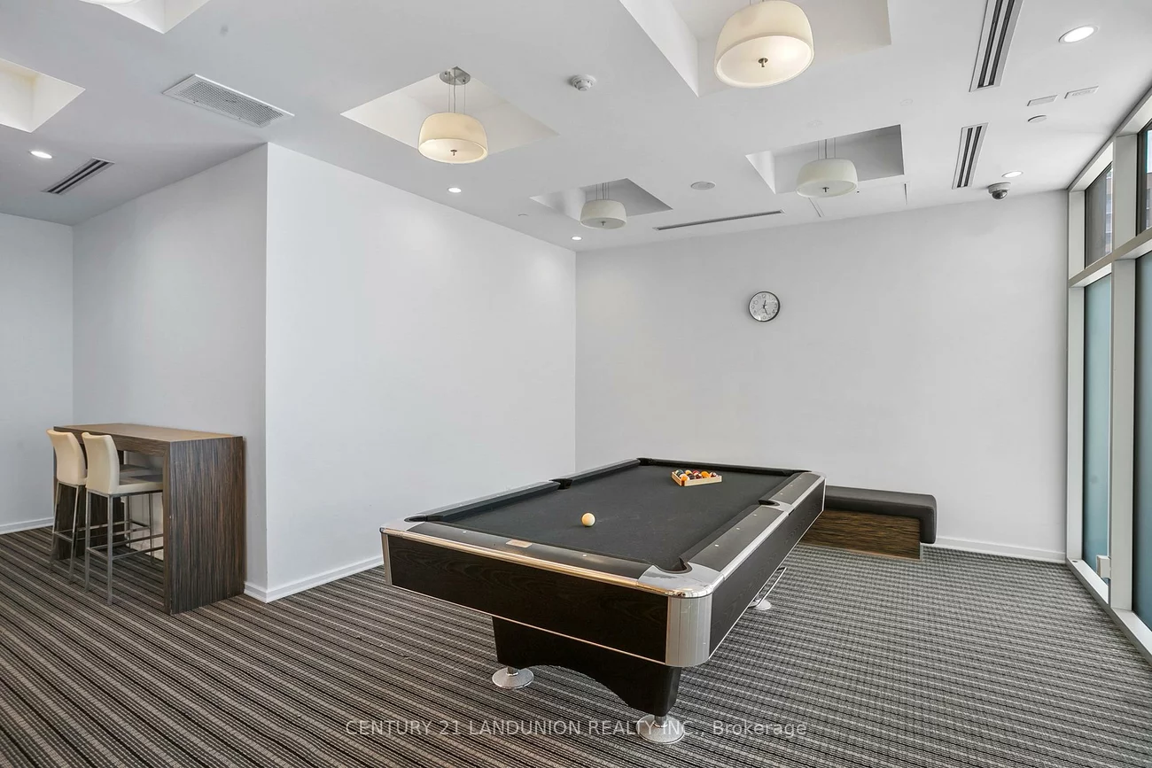 38, Grenville, Bay Street Corridor, Toronto