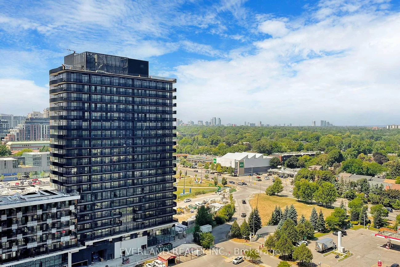 72, Esther Shiner, Bayview Village, Toronto