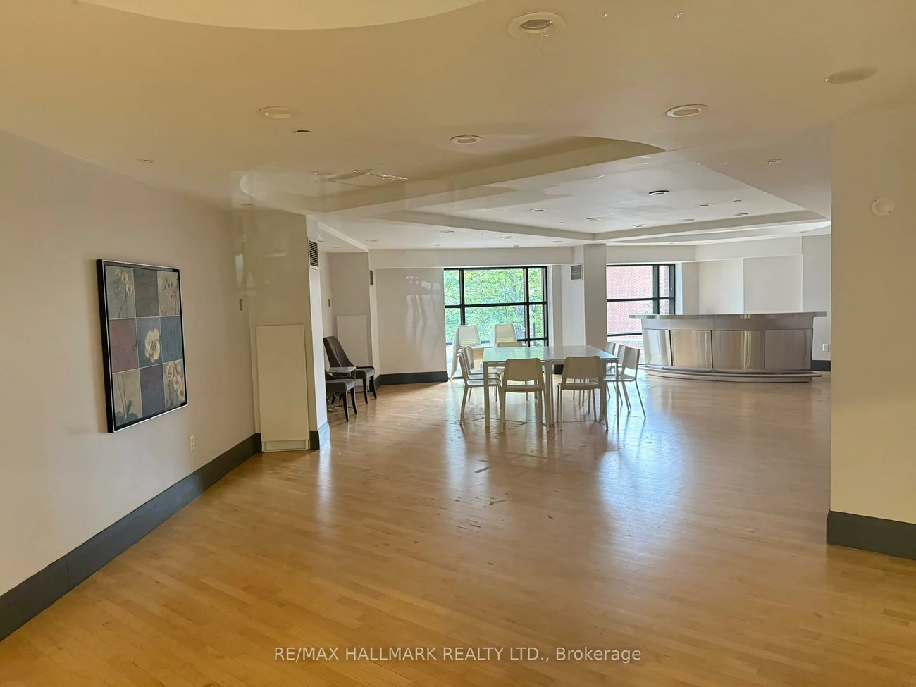 33, Sheppard, Willowdale East, Toronto