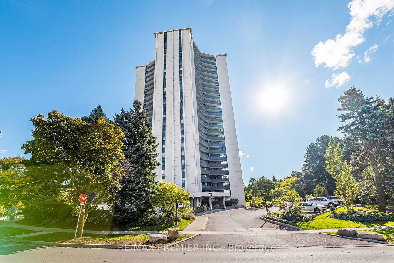 75, Graydon Hall, Parkwoods-Donalda, Toronto