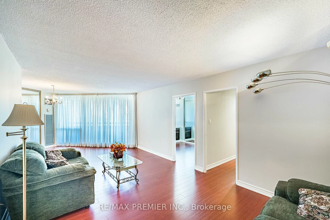 75, Graydon Hall, Parkwoods-Donalda, Toronto