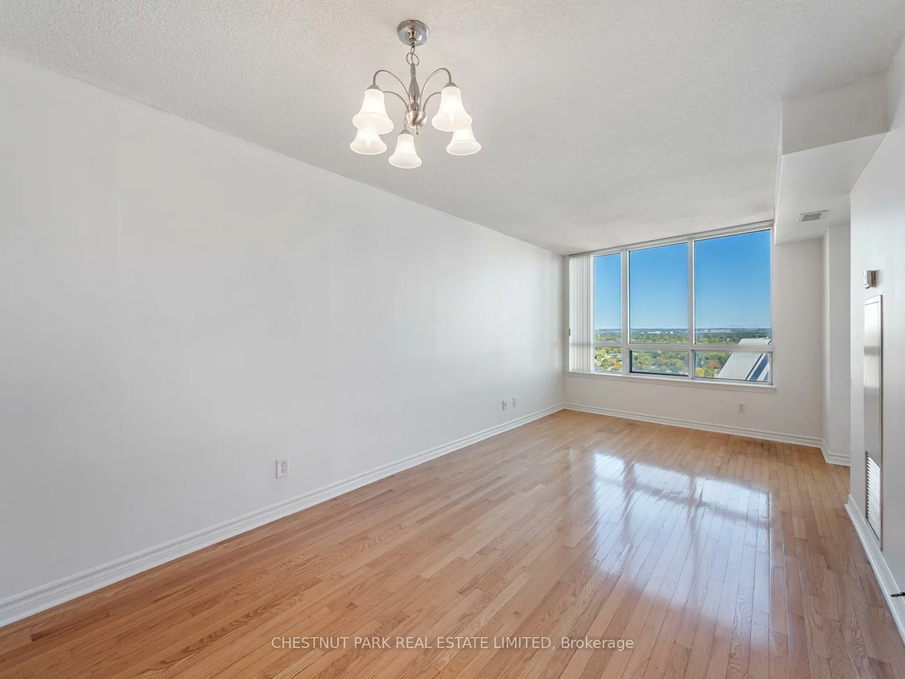 1, Rean, Bayview Village, Toronto