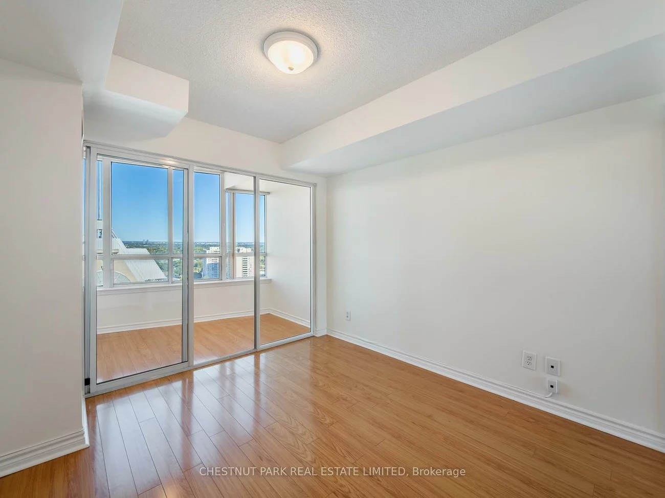 1, Rean, Bayview Village, Toronto