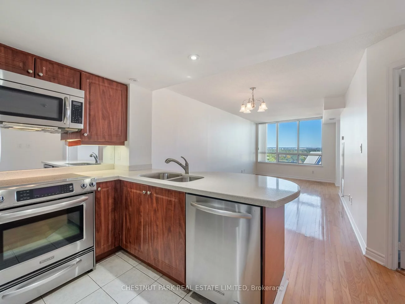 1, Rean, Bayview Village, Toronto