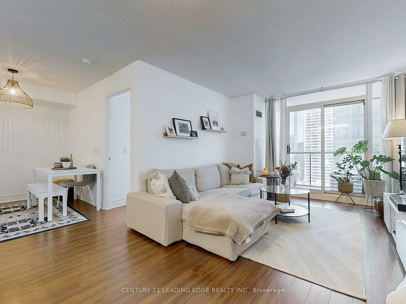 30, Grand Trunk, Waterfront Communities C1, Toronto