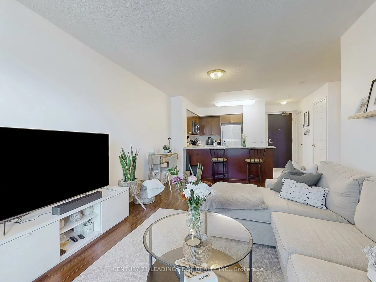 30, Grand Trunk, Waterfront Communities C1, Toronto