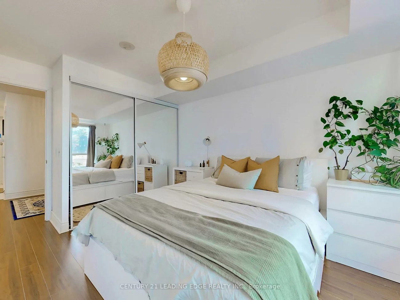 30, Grand Trunk, Waterfront Communities C1, Toronto