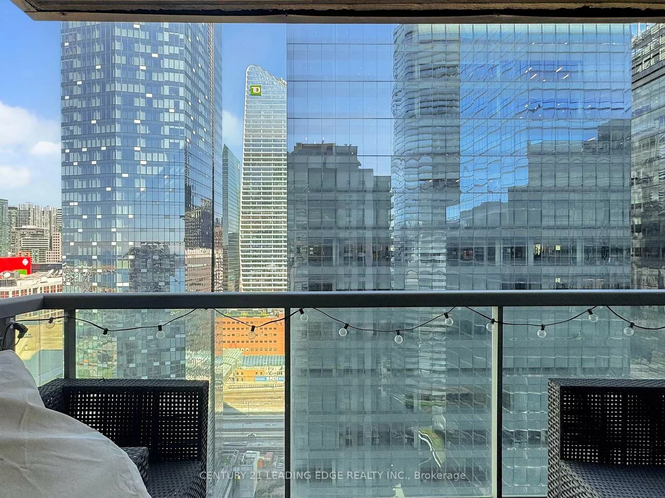 30, Grand Trunk, Waterfront Communities C1, Toronto