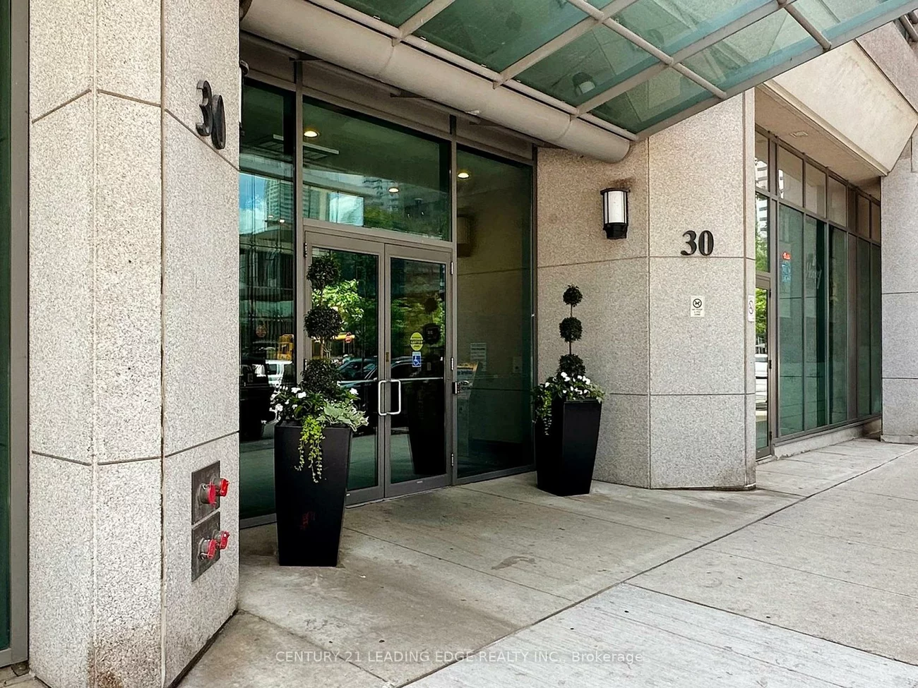 30, Grand Trunk, Waterfront Communities C1, Toronto