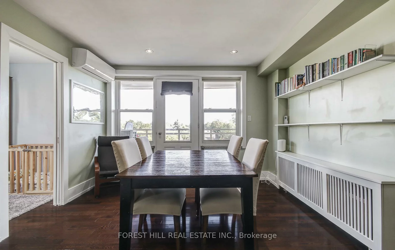 2603, Bathurst, Forest Hill North, Toronto