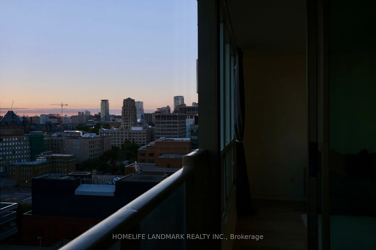 750, Bay, Bay Street Corridor, Toronto