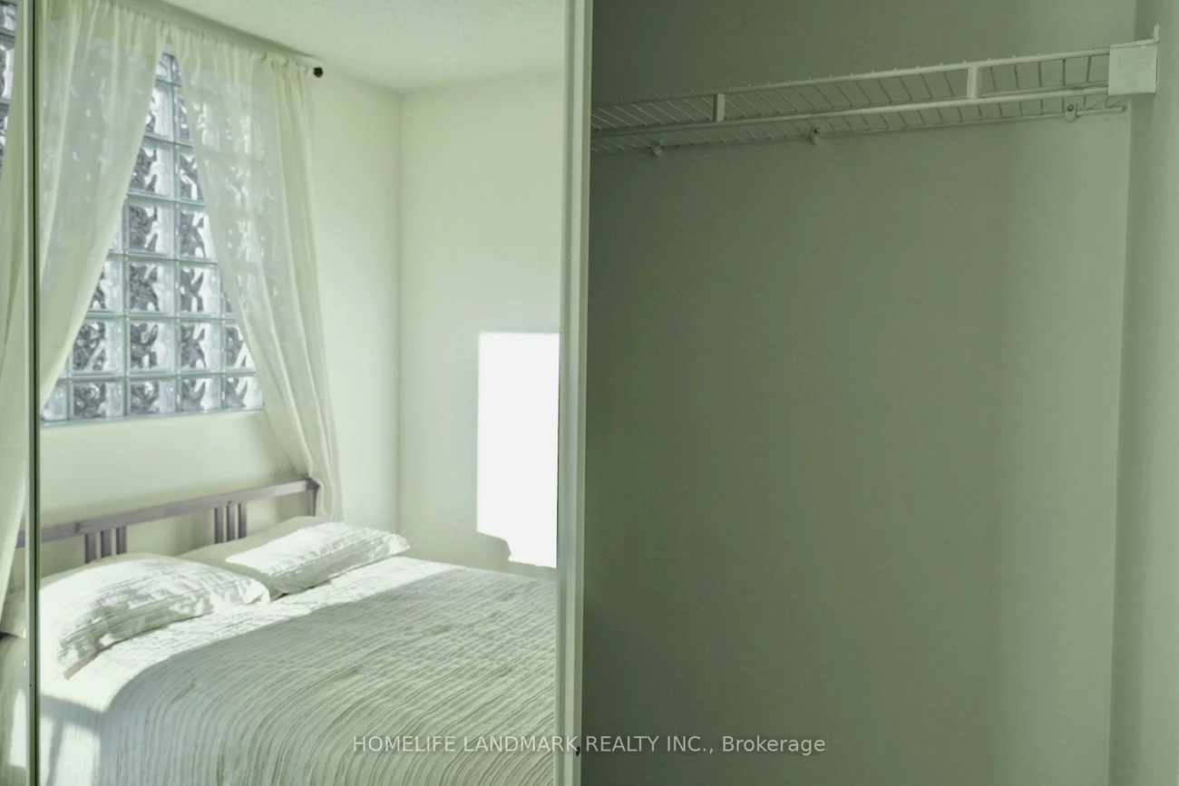 750, Bay, Bay Street Corridor, Toronto