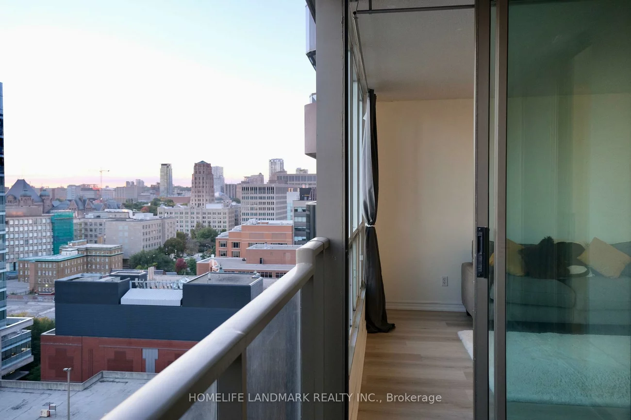 750, Bay, Bay Street Corridor, Toronto