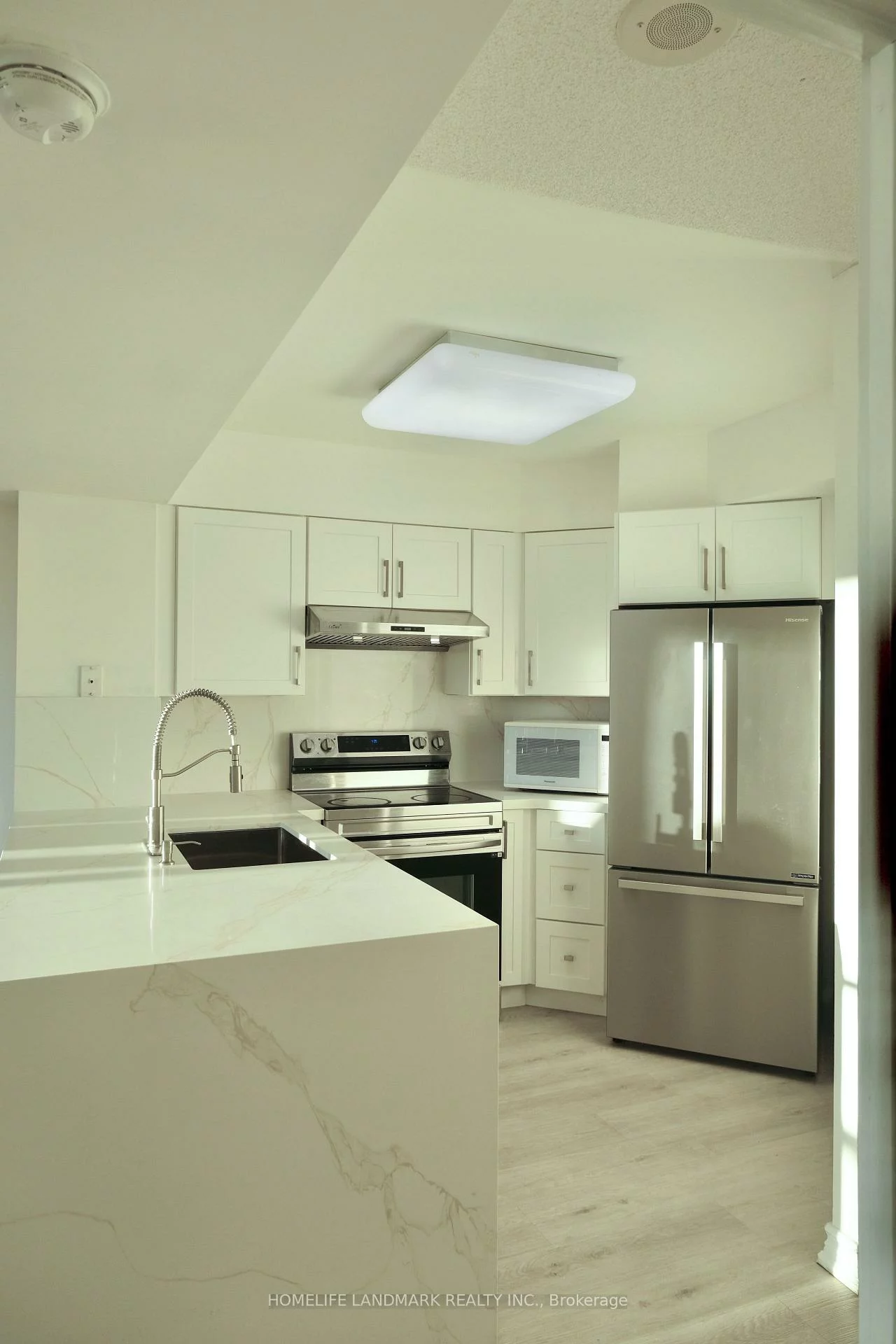 750, Bay, Bay Street Corridor, Toronto