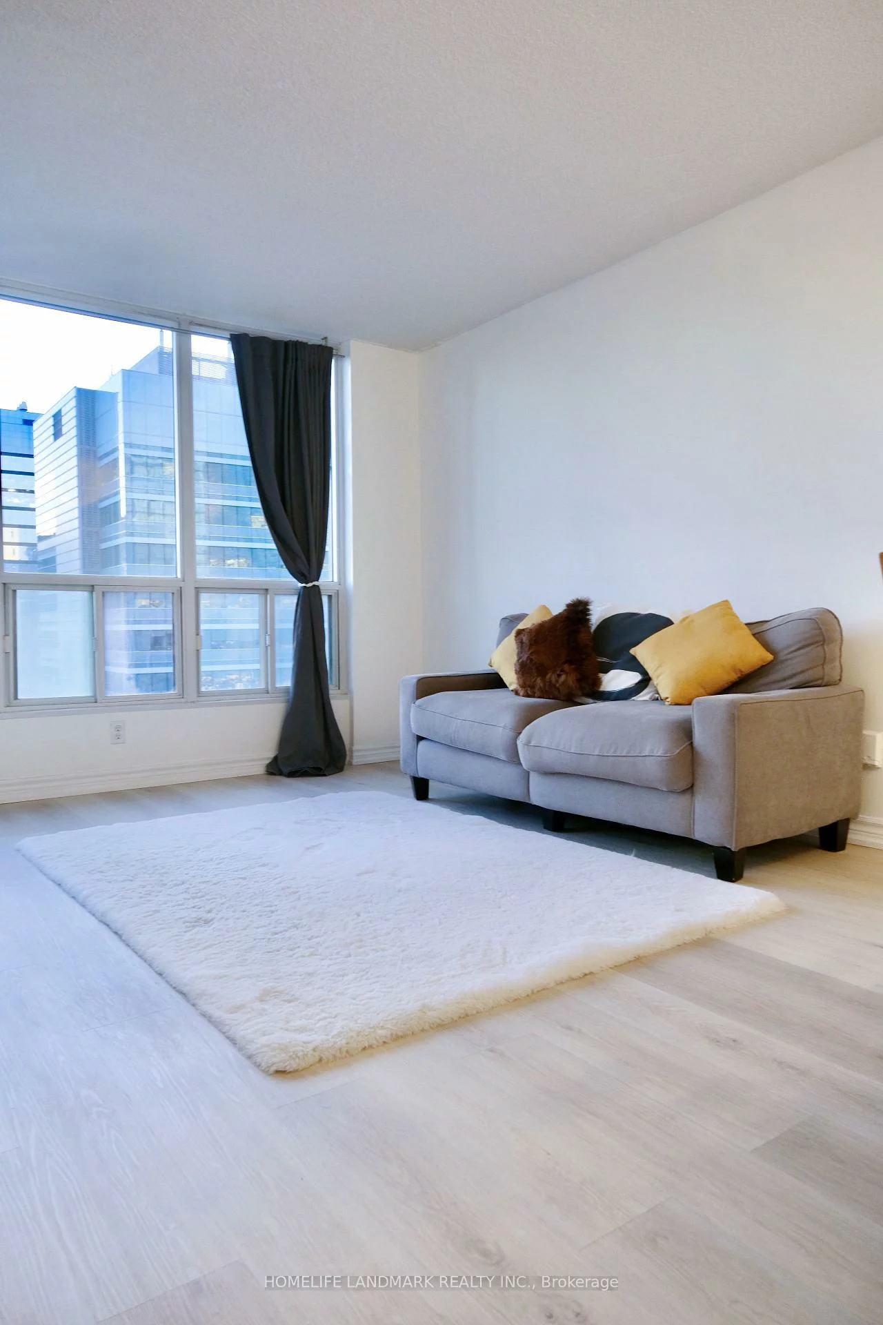 750, Bay, Bay Street Corridor, Toronto