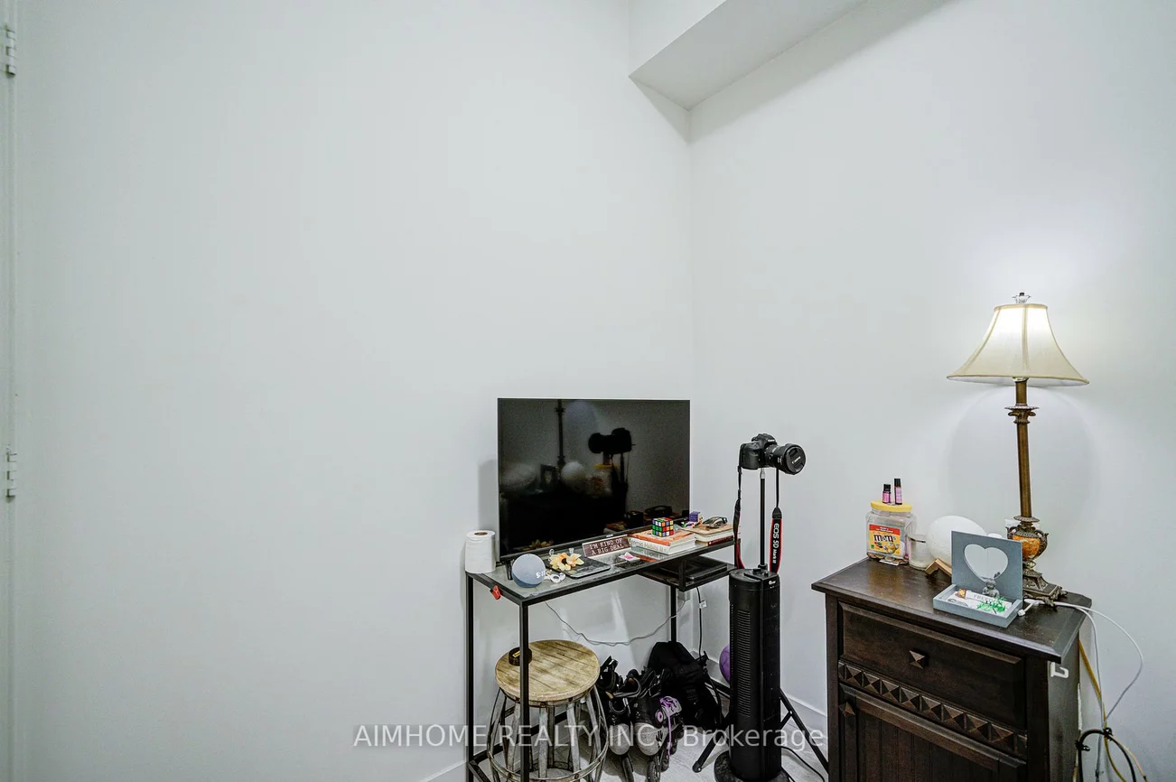 70, Princess, Moss Park, Toronto