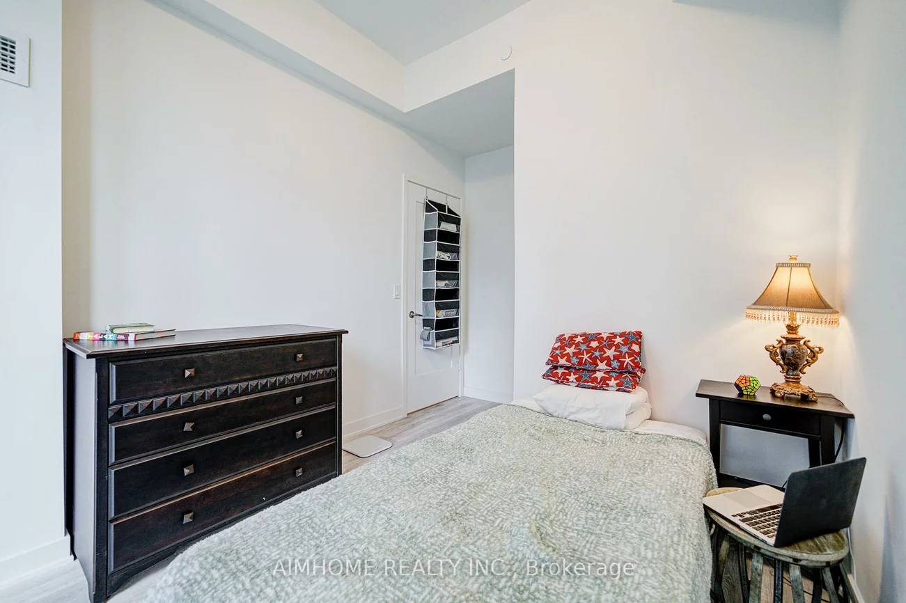 70, Princess, Moss Park, Toronto