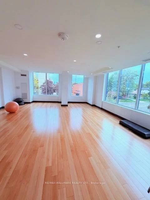 3237, Bayview, Bayview Woods-Steeles, Toronto