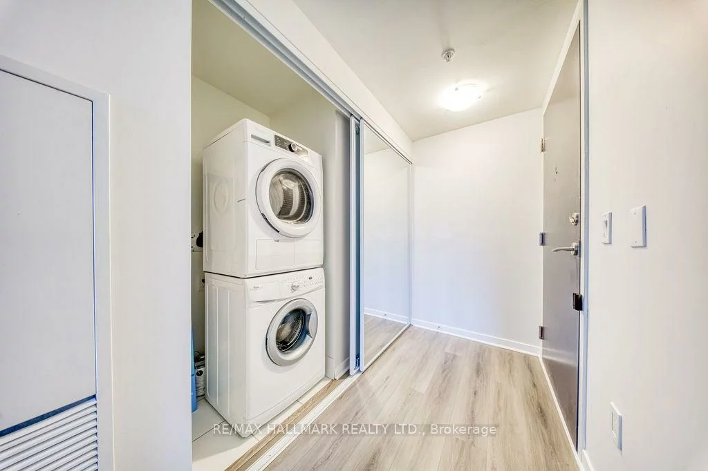 3237, Bayview, Bayview Woods-Steeles, Toronto