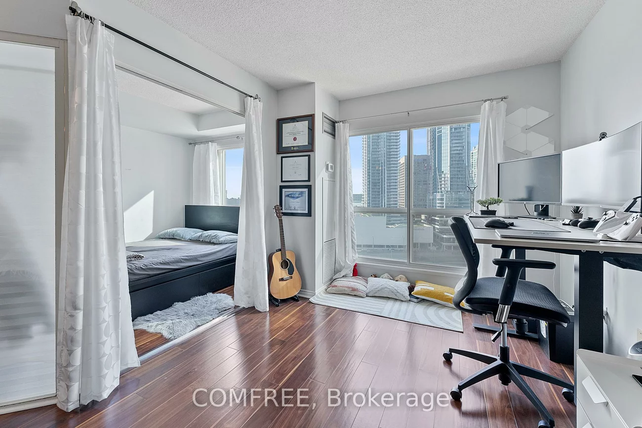 25, The Esplanade, Waterfront Communities C8, Toronto