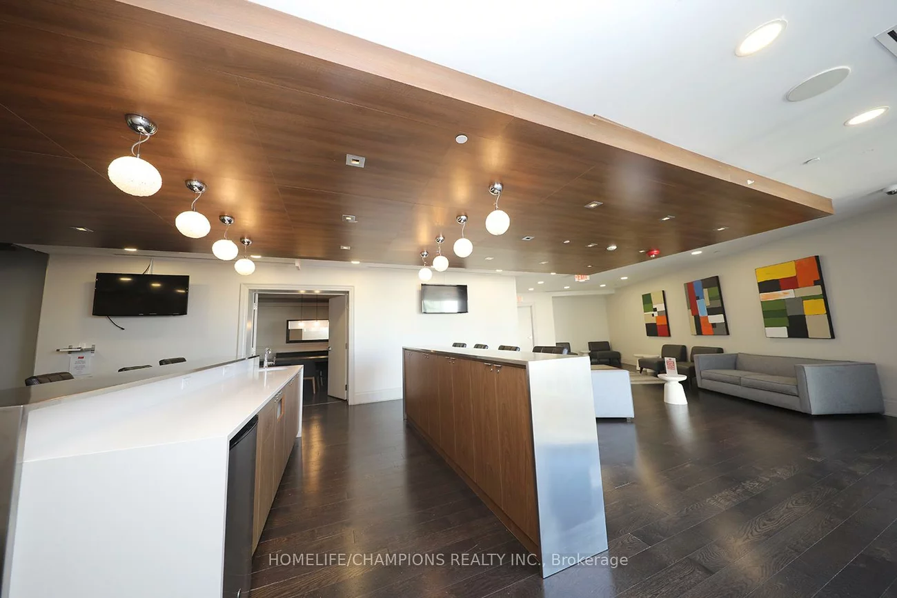 20, Bruyeres, Waterfront Communities C1, Toronto